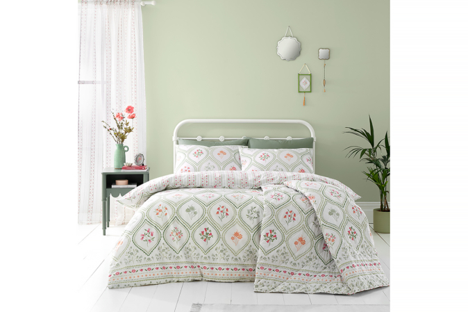 57895_CAMEO FLORAL DUVET SET IMAGE 1 (WITH ACCESSORIES)